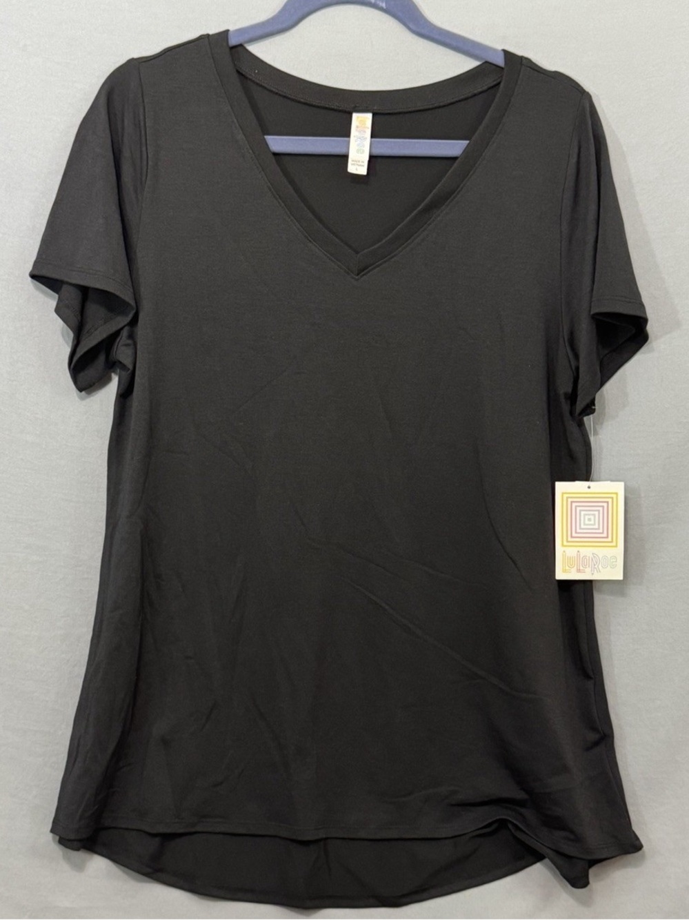 LuLaRoe Christy T-shirt Large Rare Solid Black Noir